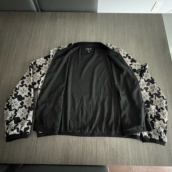 Bomber Lightweight Jacket - Picture 2 of 6